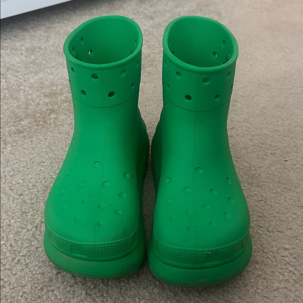 Green Crocs - Picture 2 of 5